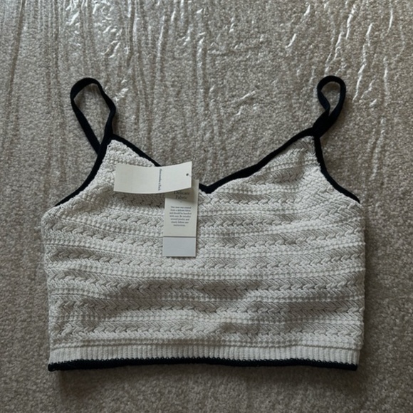 Abercrombie & Fitch Tops - NWT Abercrombie & Fitch Black And White Crochet Tank Crop Top - Misses XS